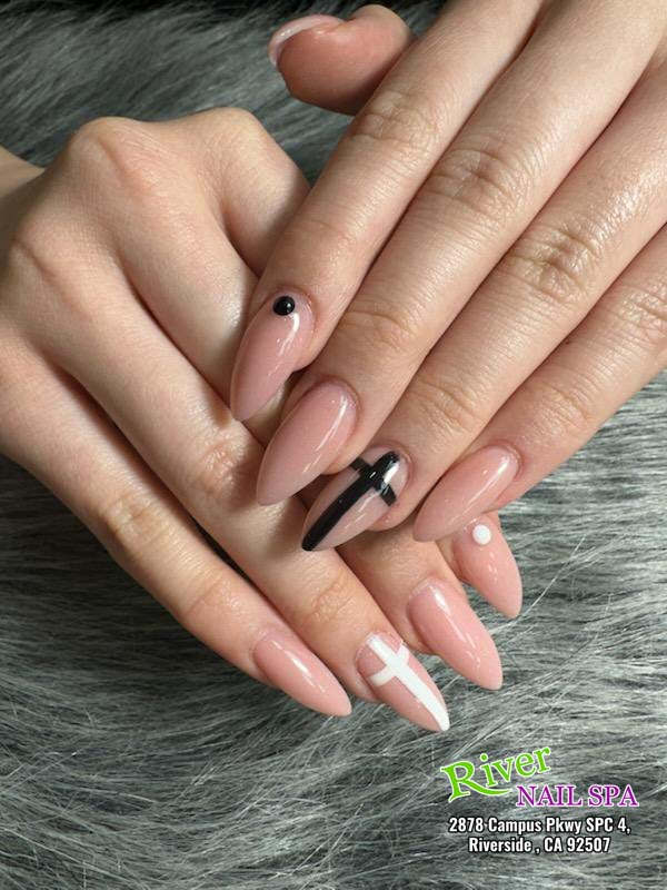 Trending nail design March 2026